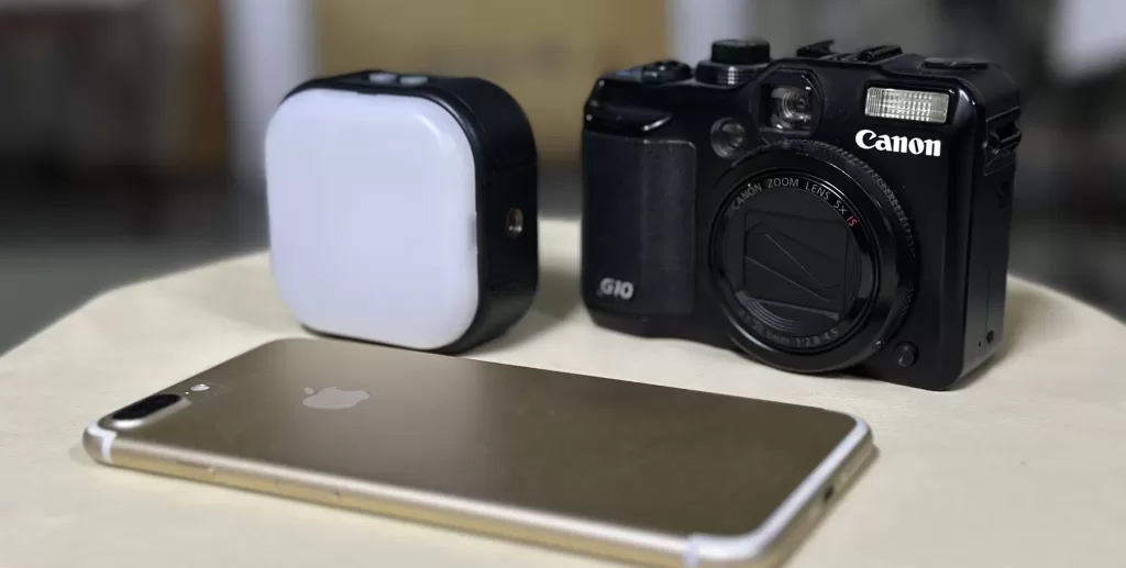 デジカメG10、iPhone、多機能ライト