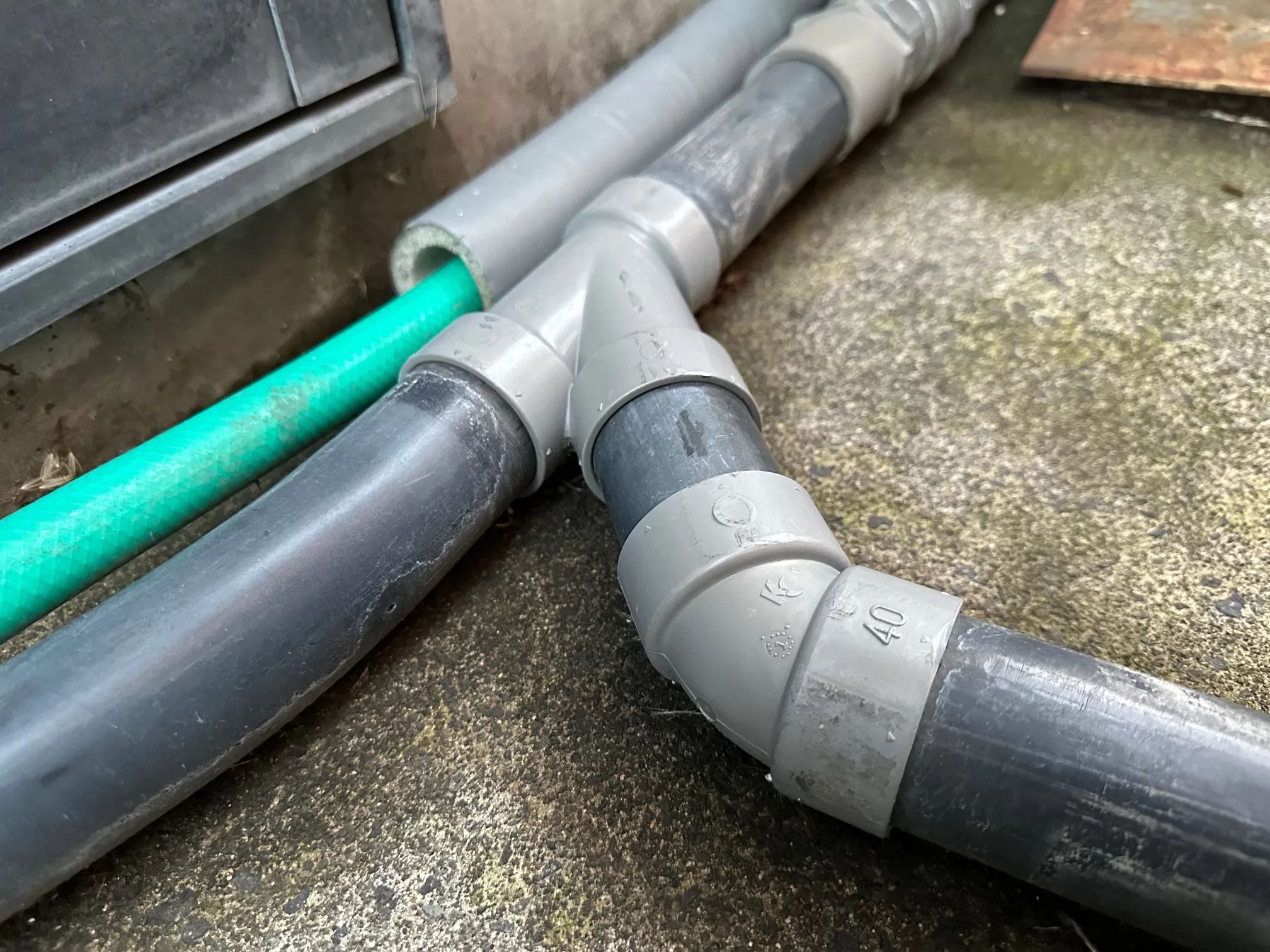 融雪のジョイント分岐