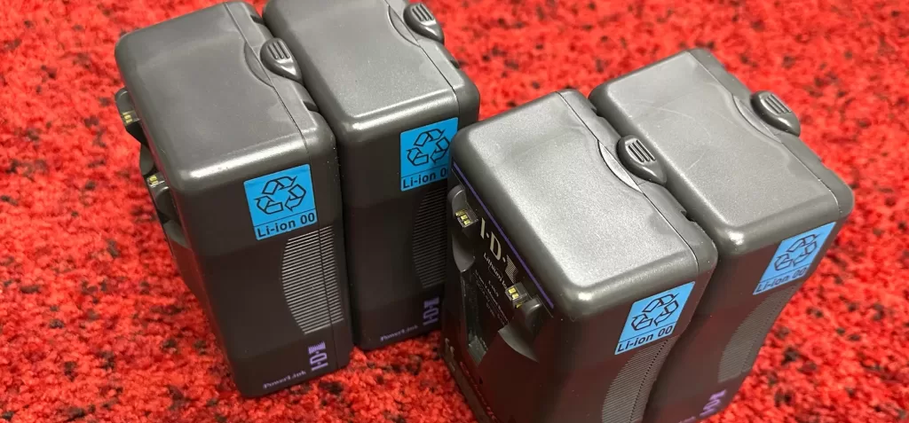 バッテリーニコイチ