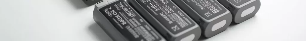 小型細いバッテリー