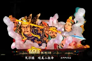 黒石ねぷたまつり　写真2013