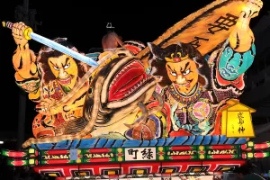 黒石ねぷたまつり　写真2011